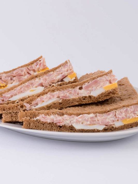 Sándwiches Integral Jamón Ruso Con Huevo - 4 Unidades