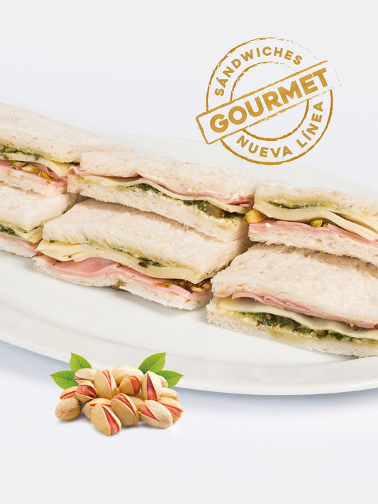 Sándwiches Gourmet Mortadela, Pistacho, Pesto Y Queso Dambo Copetín - 6 Unidades