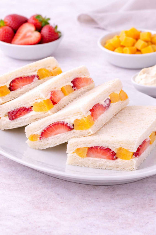 Sándwiches Japonés De Frutilla Y Durazno Copetín - 6 Unidades