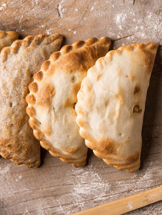 12 empanadas criollas de pollo copetin